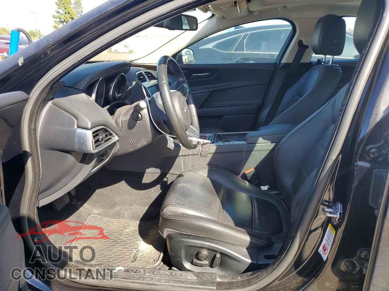 JAGUAR XE 2018 - SAJAE4EV4JCP24809