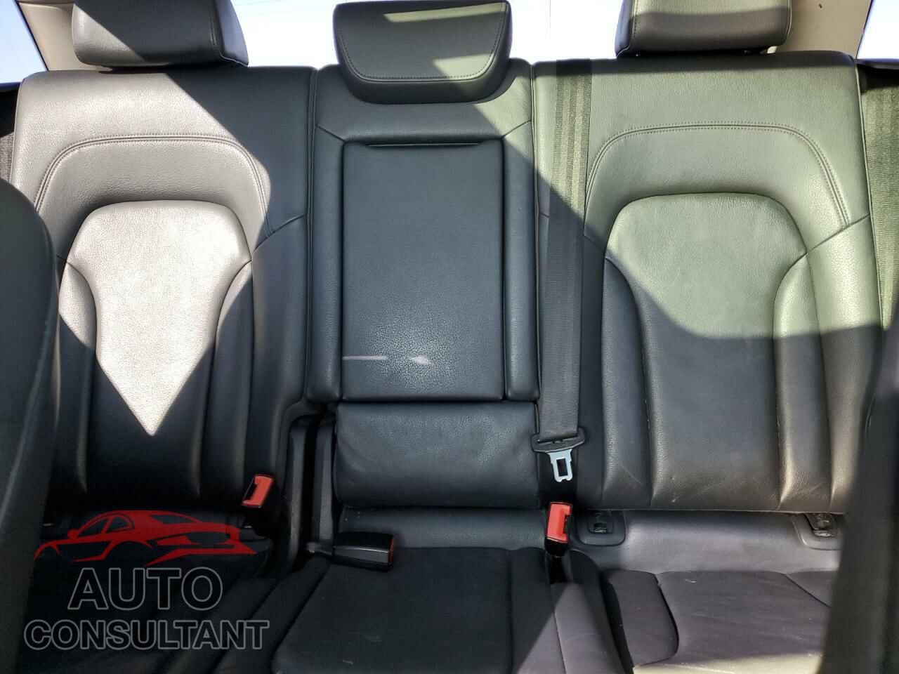 AUDI Q5 2012 - WA1LFAFPXCA073682