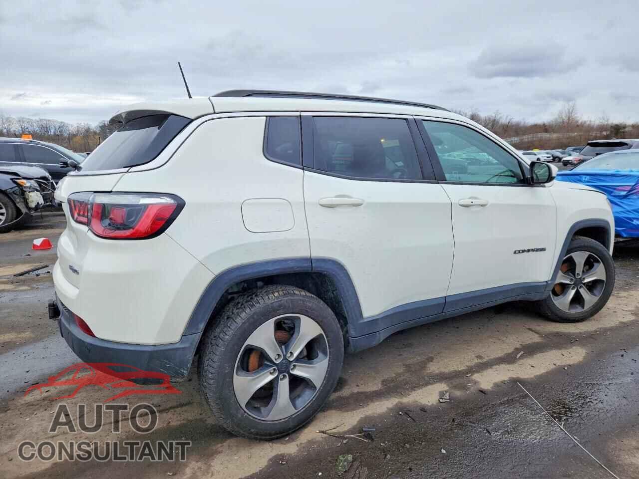JEEP COMPASS 2018 - 3C4NJDBB8JT104362