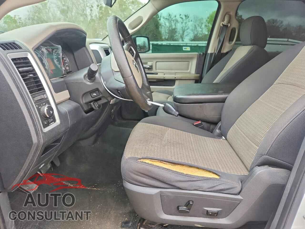 DODGE RAM 1500 2011 - 1D7RB1CT3BS567572