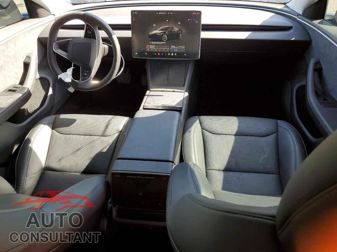 TESLA MODEL 3 2025 - 5YJ3E1EB9SF967161