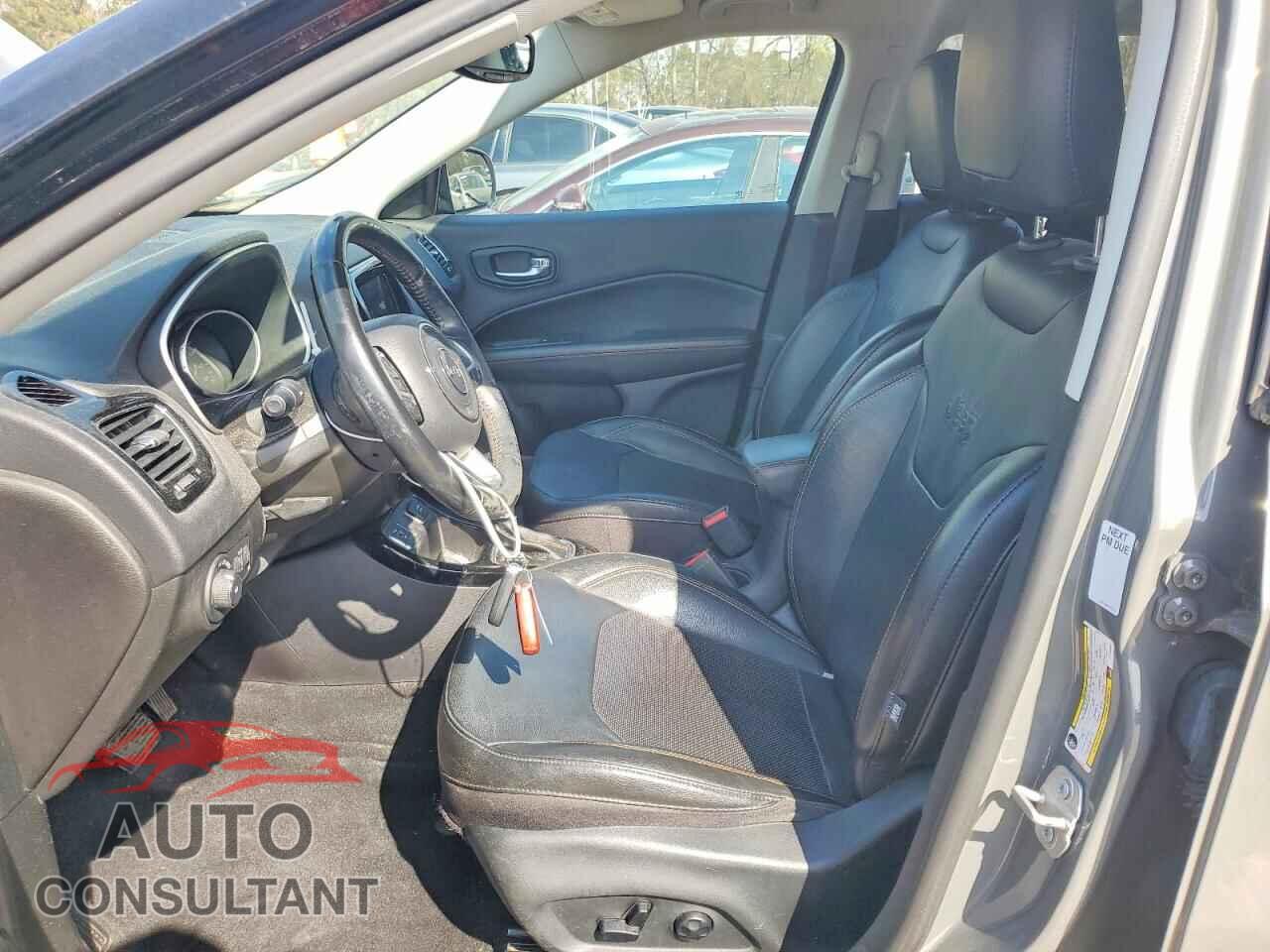 JEEP COMPASS 2020 - 3C4NJCCB2LT140401