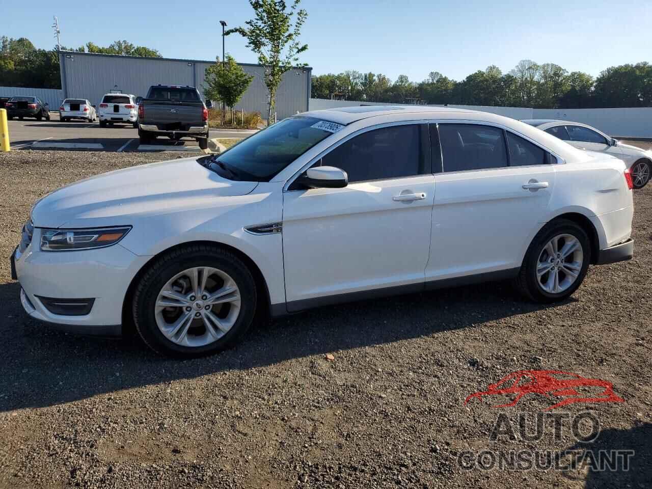FORD TAURUS 2017 - 1FAHP2E80HG129776