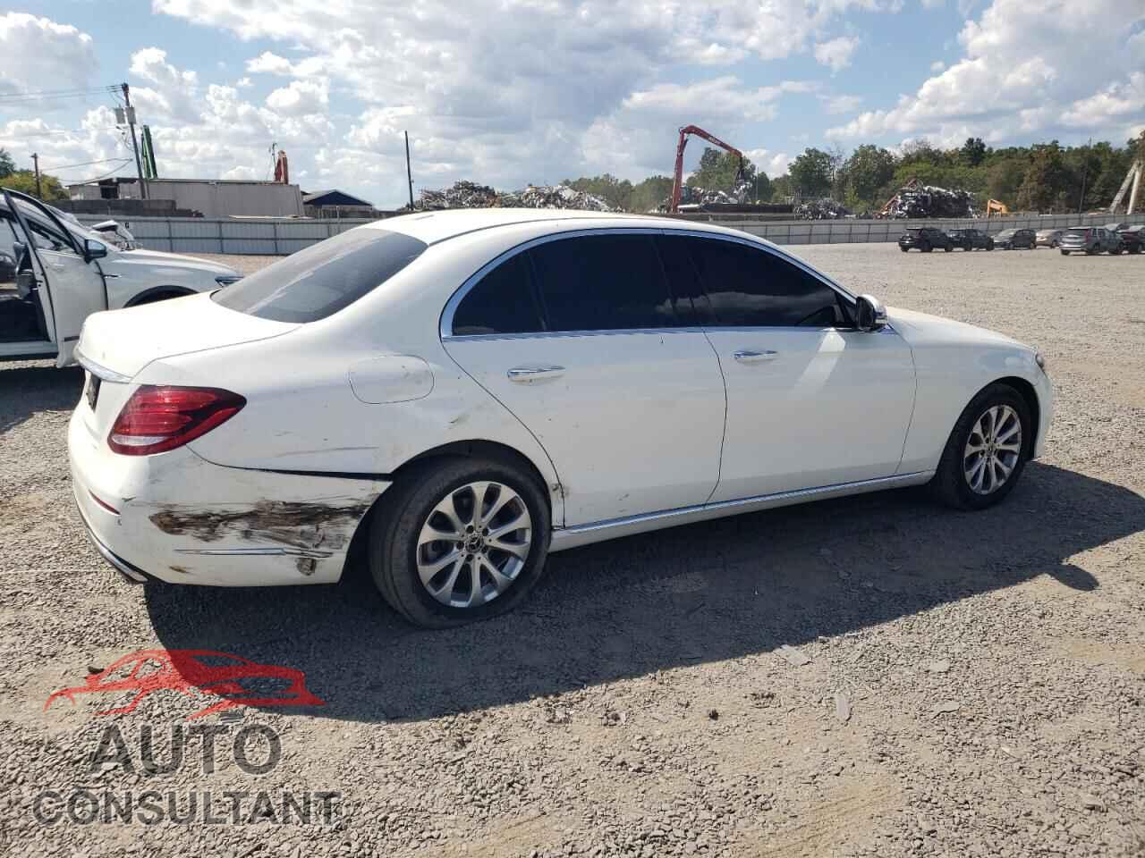 MERCEDES-BENZ E-CLASS 2019 - WDDZF4KB8KA615720