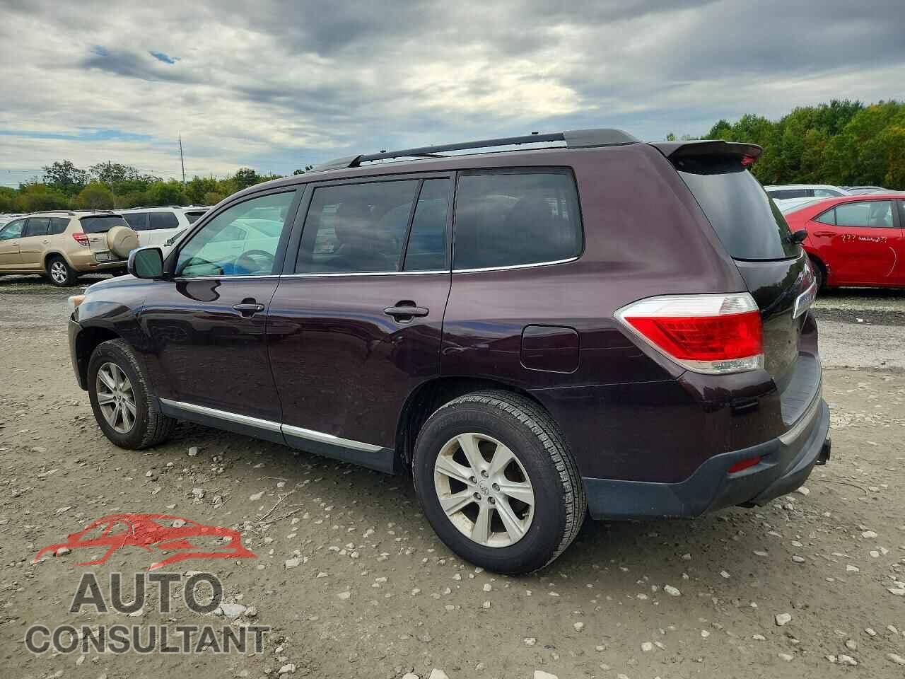 TOYOTA HIGHLANDER 2012 - 5TDBK3EH6CS158881