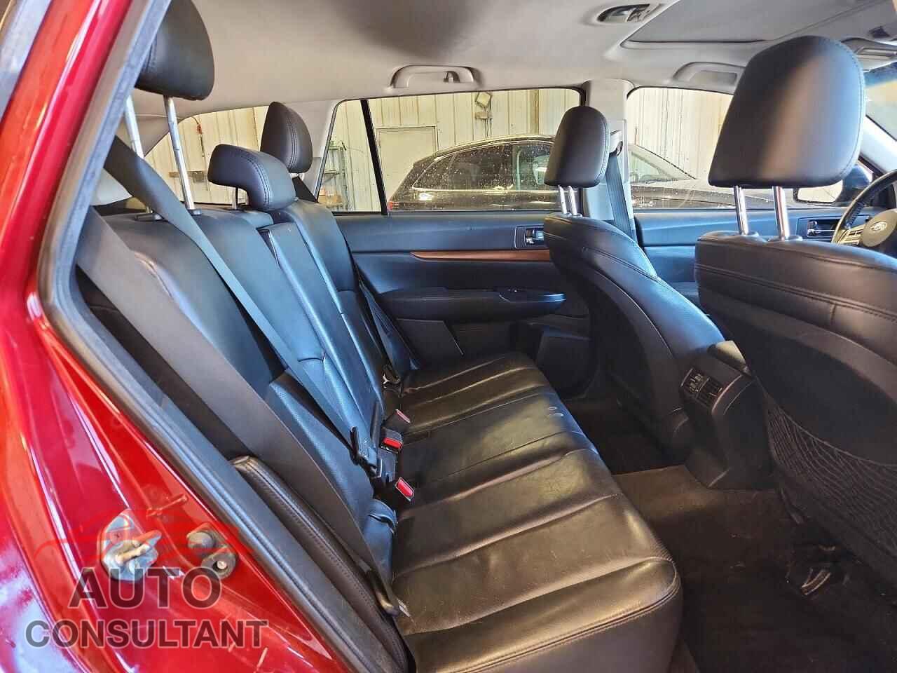 SUBARU OUTBACK 2014 - 4S4BRBLC4E3308841