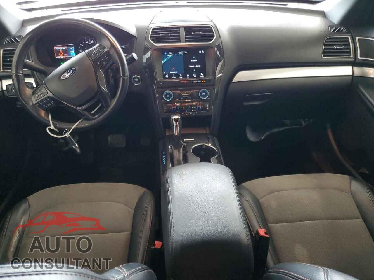FORD EXPLORER 2017 - 1FM5K8D84HGC28273