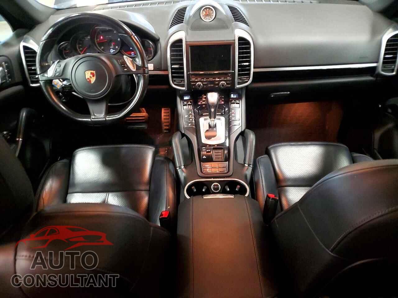 PORSCHE CAYENNE 2014 - WP1AF2A25ELA47933