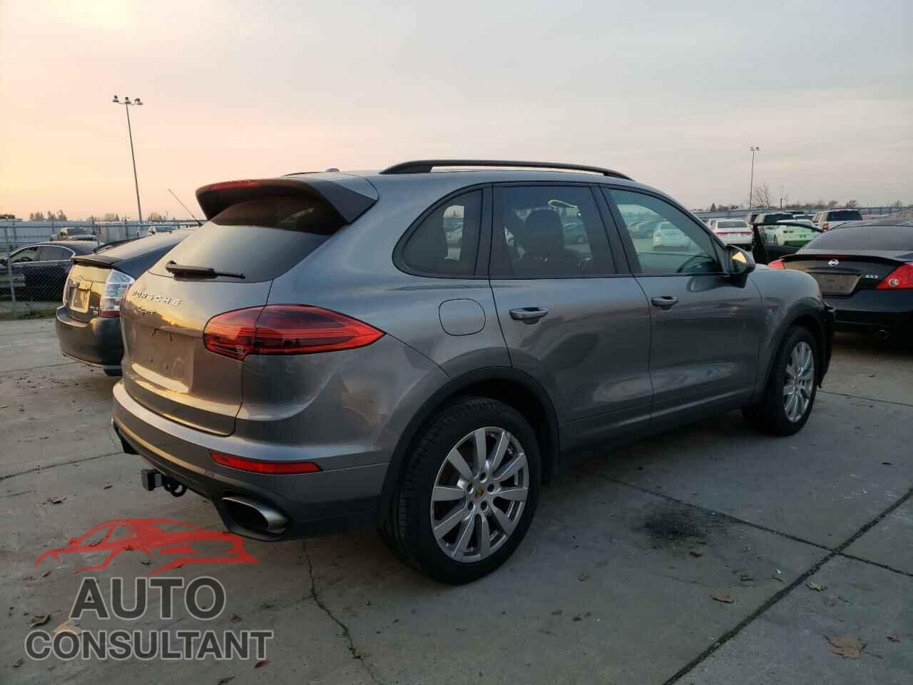 PORSCHE CAYENNE 2016 - WP1AA2A26GLA06647