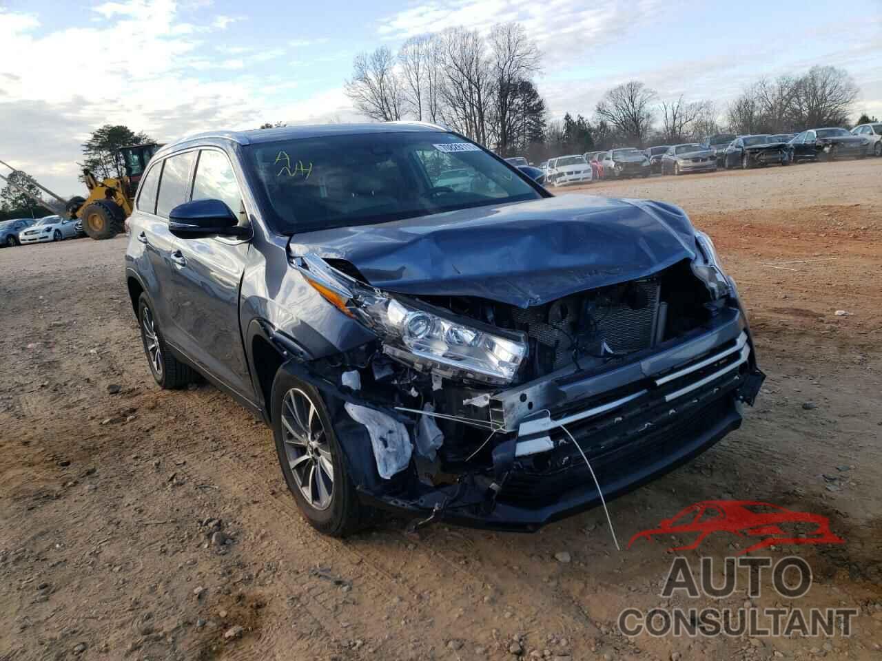 TOYOTA HIGHLANDER 2019 - 5TDKZRFH7KS338835