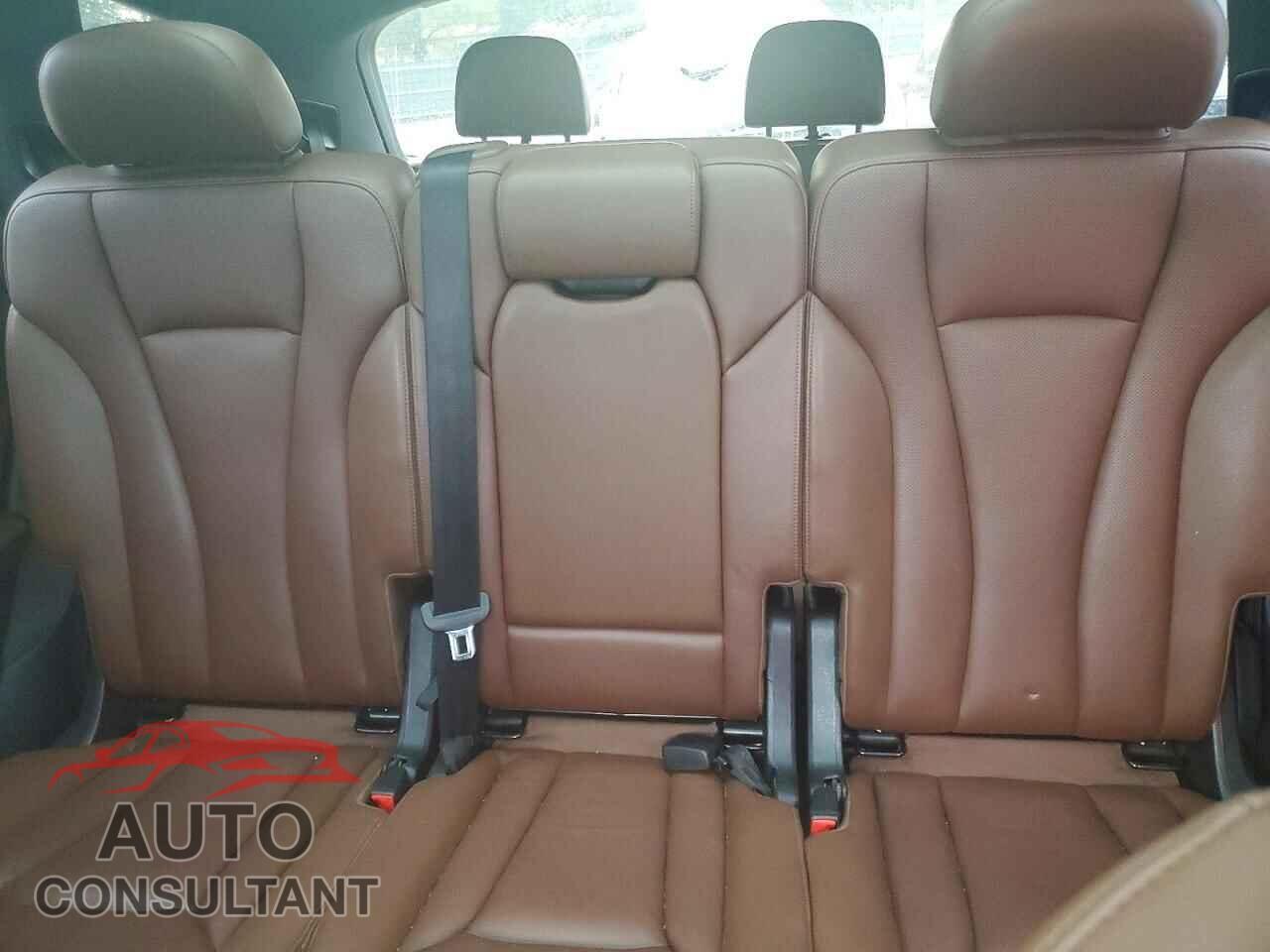 AUDI Q7 2018 - WA1VAAF73JD013780