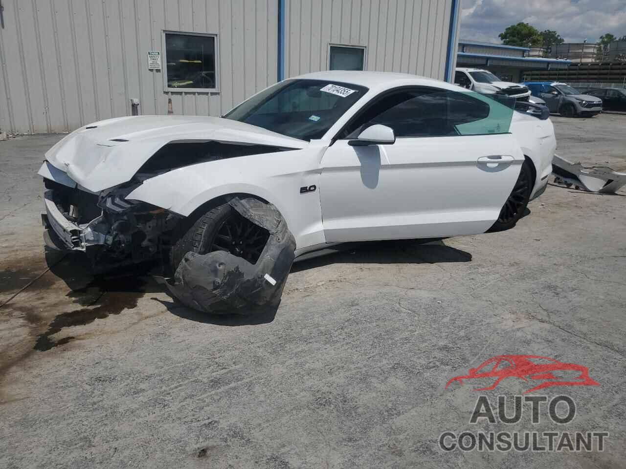 FORD MUSTANG 2018 - 1FA6P8CFXJ5184541