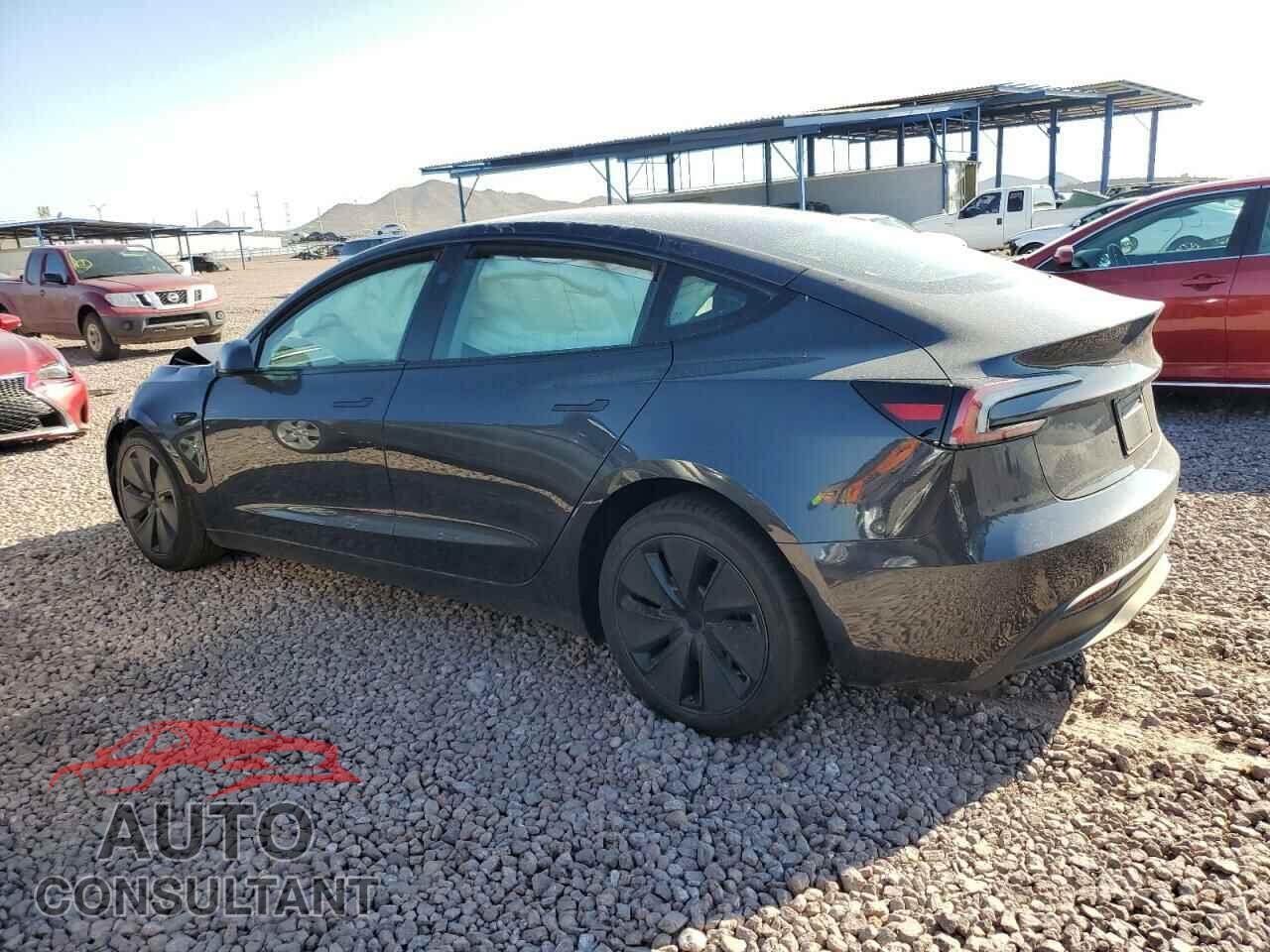 TESLA MODEL 3 2024 - 5YJ3E1EAXRF782585