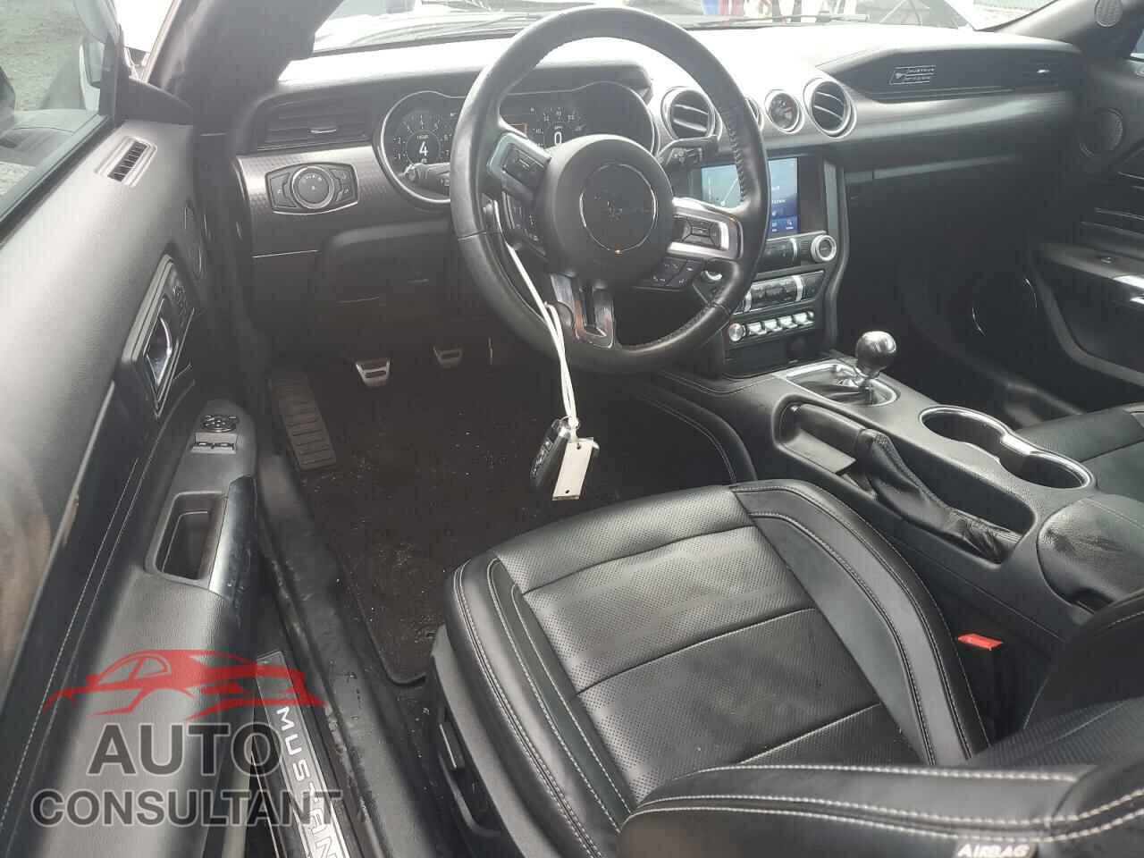 FORD MUSTANG 2020 - 1FA6P8CFXL5159366