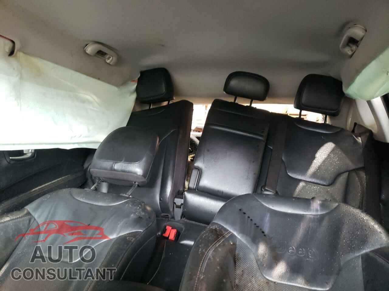 JEEP COMPASS 2019 - 3C4NJCCB6KT802138