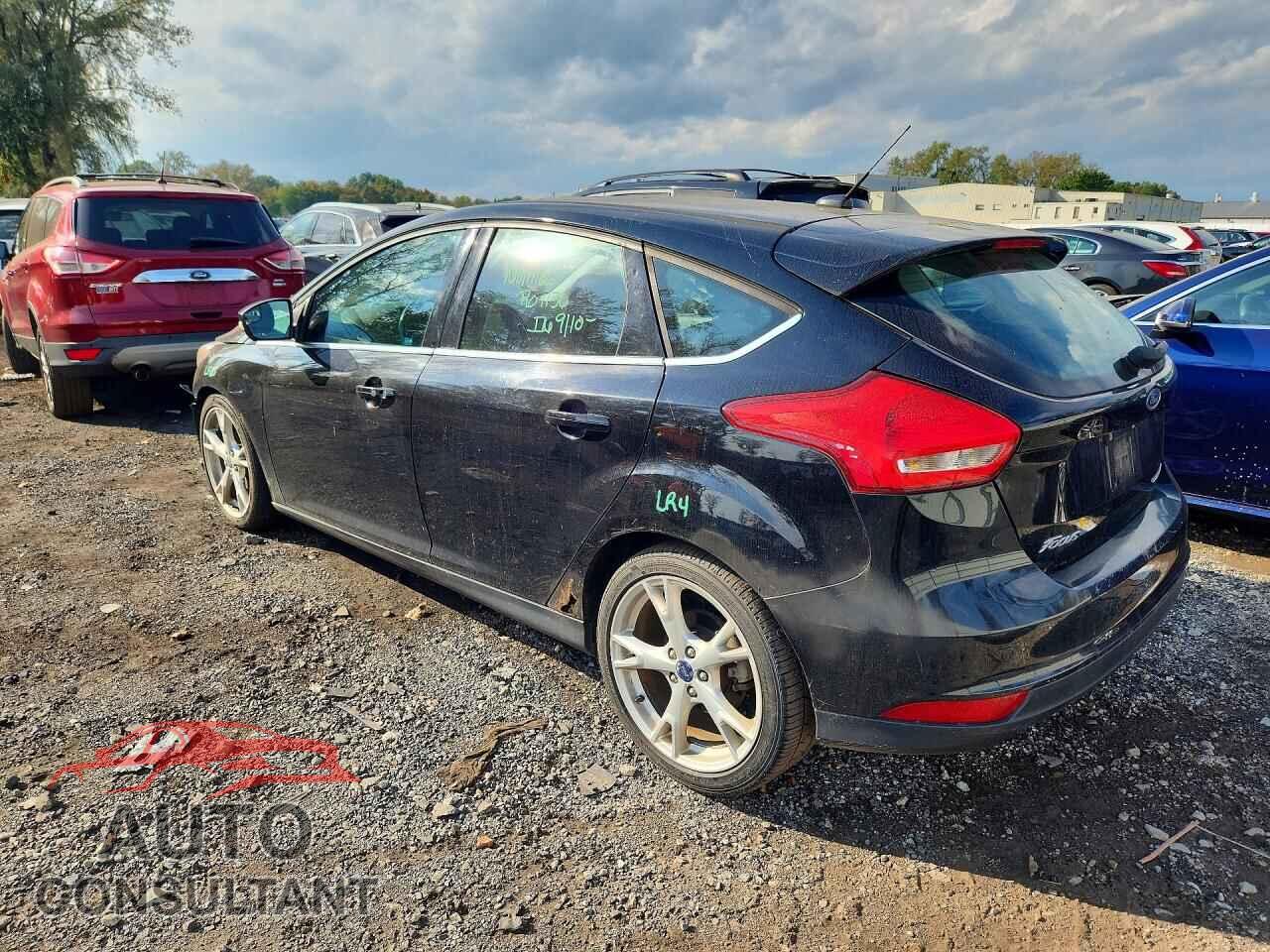 FORD FOCUS 2016 - 1FADP3N28GL256510