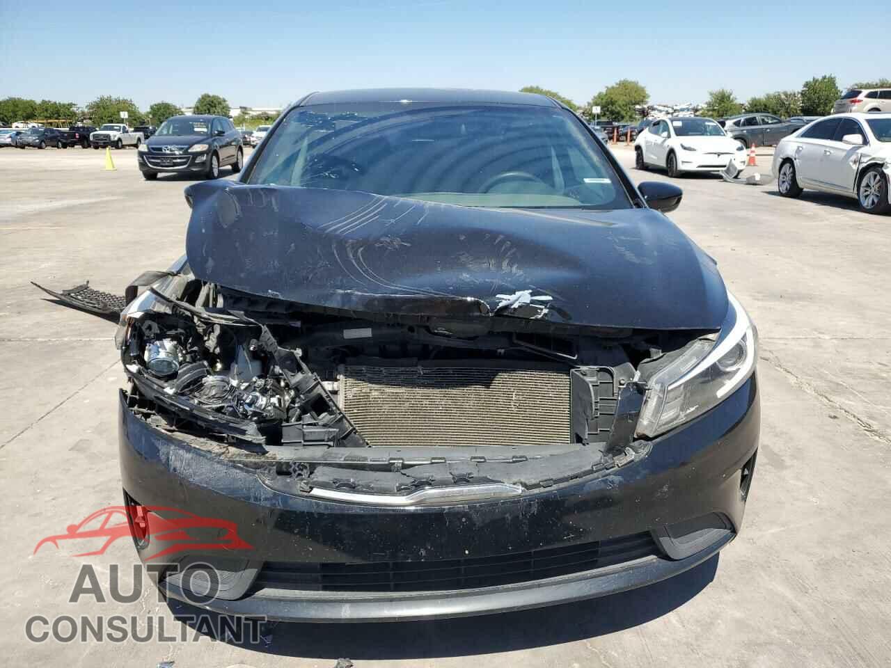KIA FORTE 2017 - 3KPFK4A77HE014133