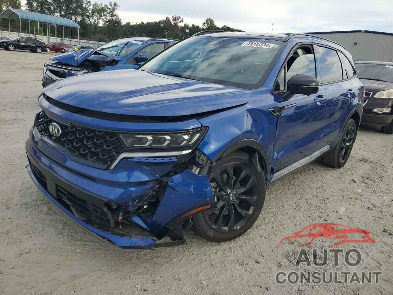 KIA SORENTO 2021 - 5XYRK4LF1MG025921