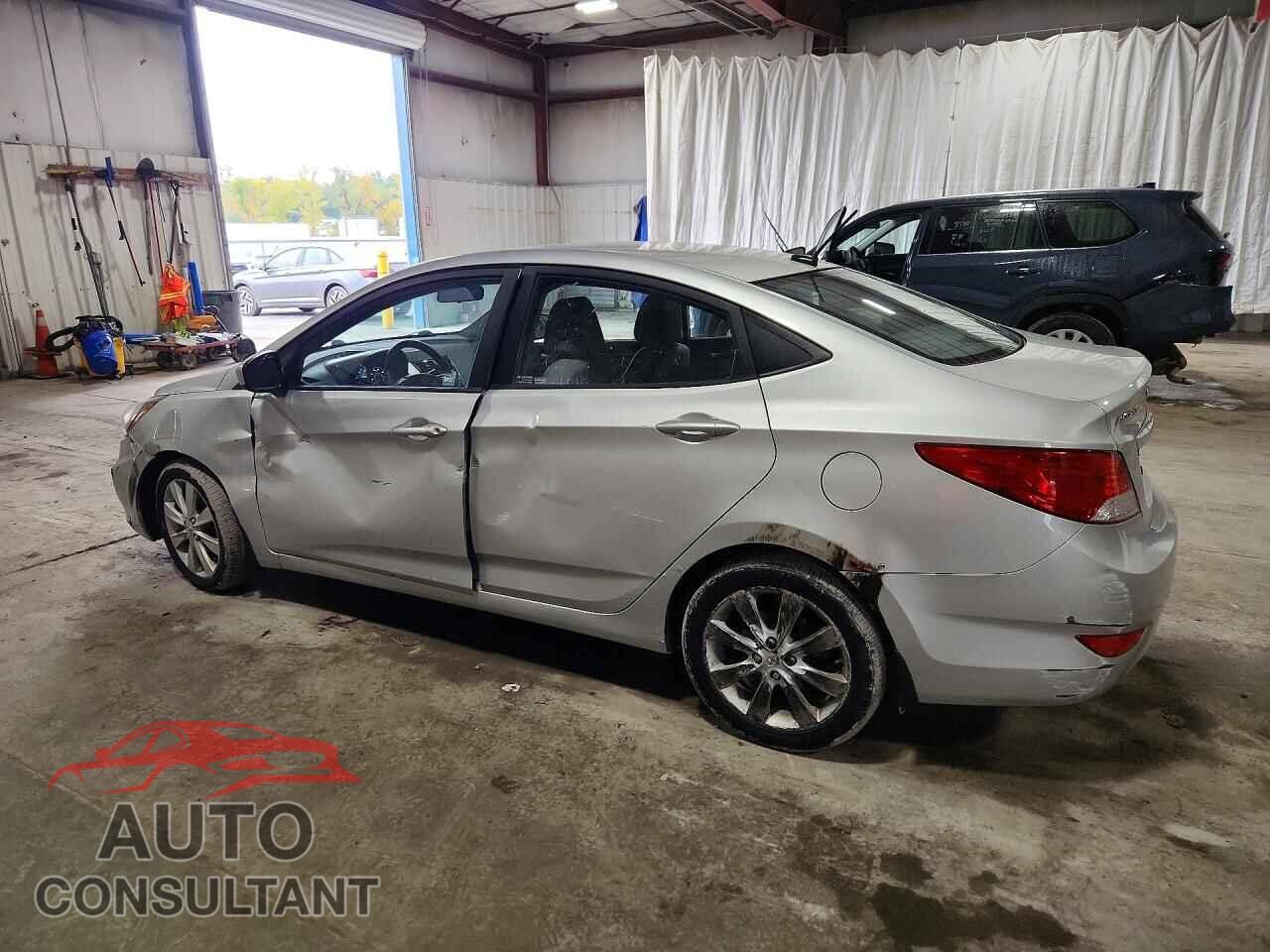 HYUNDAI ACCENT 2013 - KMHCU4AE6DU320744