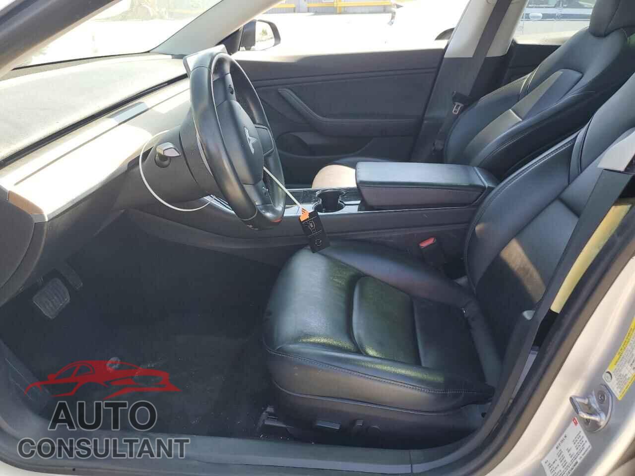 TESLA MODEL 3 2018 - 5YJ3E1EA0JF060868