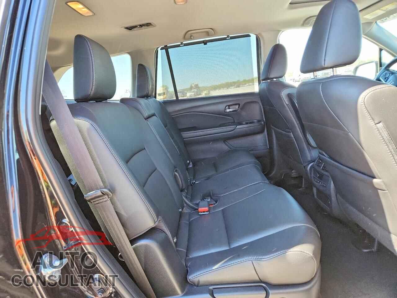 HONDA PILOT 2021 - 5FNYF6H52MB072815