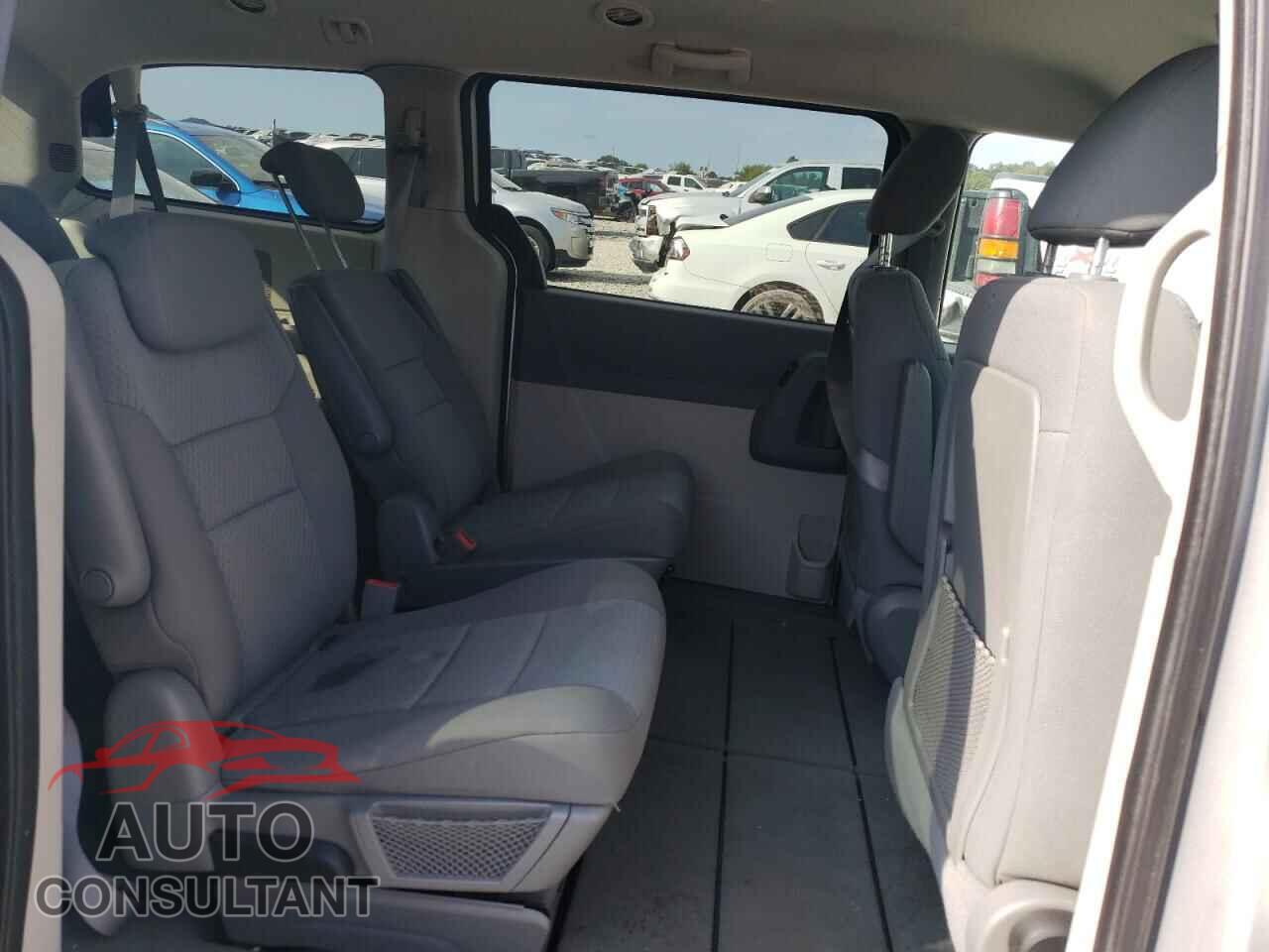 DODGE CARAVAN 2010 - 2D4RN4DE9AR111517