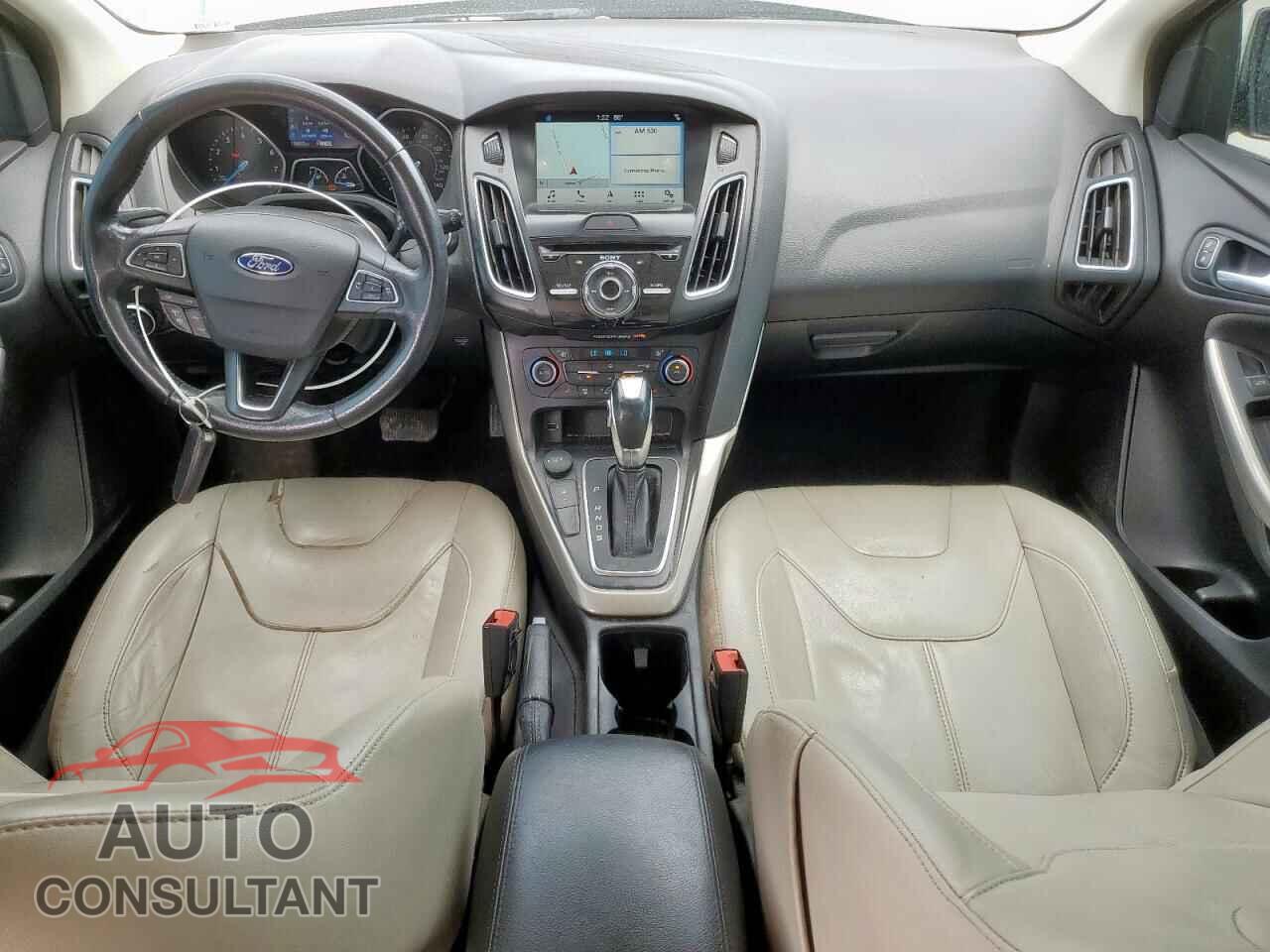 FORD FOCUS 2018 - 1FADP3N27JL314260