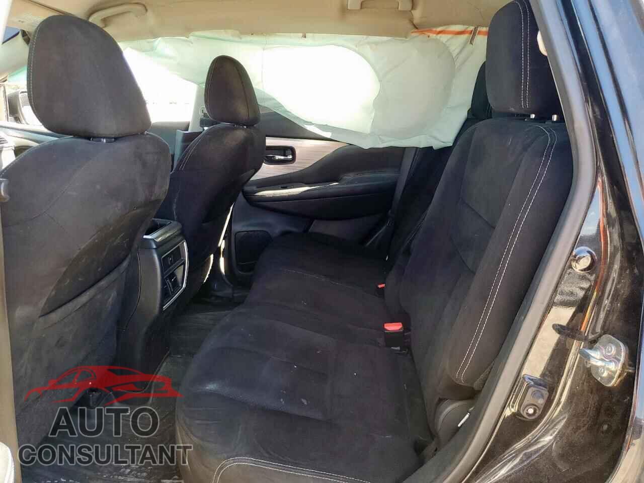 NISSAN MURANO 2017 - 5N1AZ2MG2HN101662