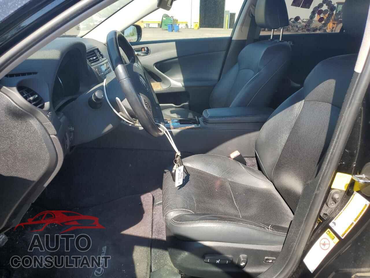 LEXUS IS 2012 - JTHBF5C25C5158714