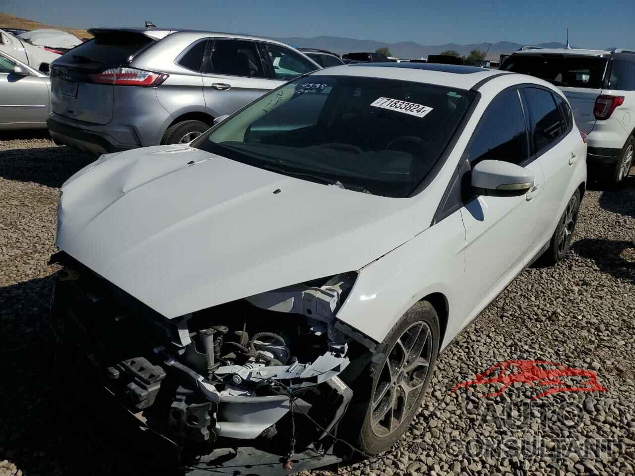 FORD FOCUS 2018 - 1FADP3M27JL205220