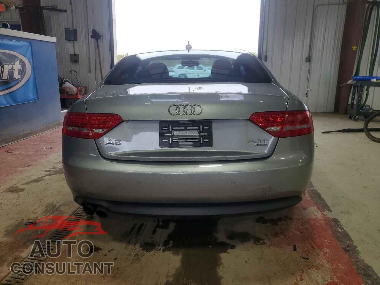 AUDI A5 2011 - WAURFAFR3BA025700