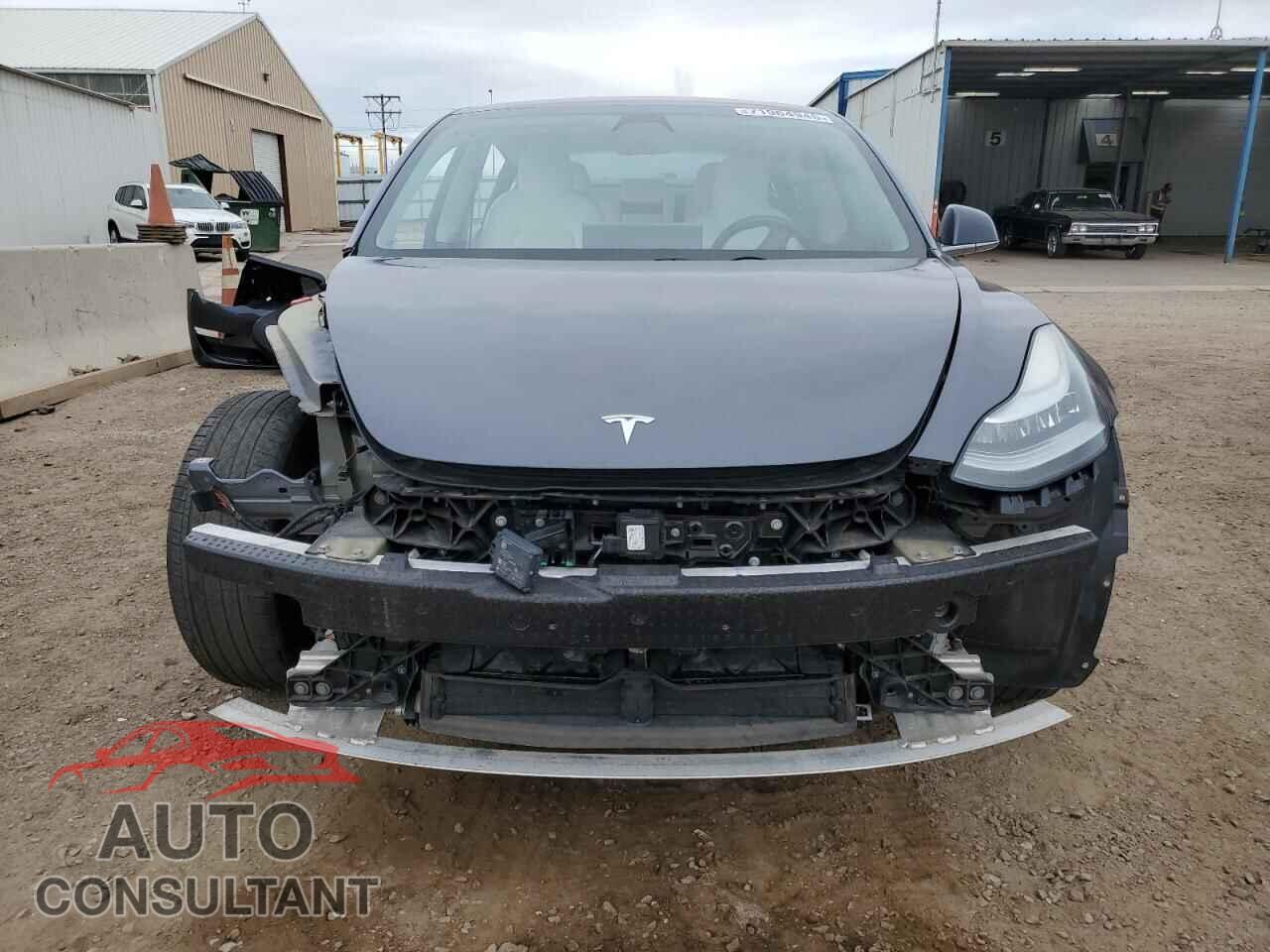 TESLA MODEL 3 2018 - 5YJ3E1EA1JF167623