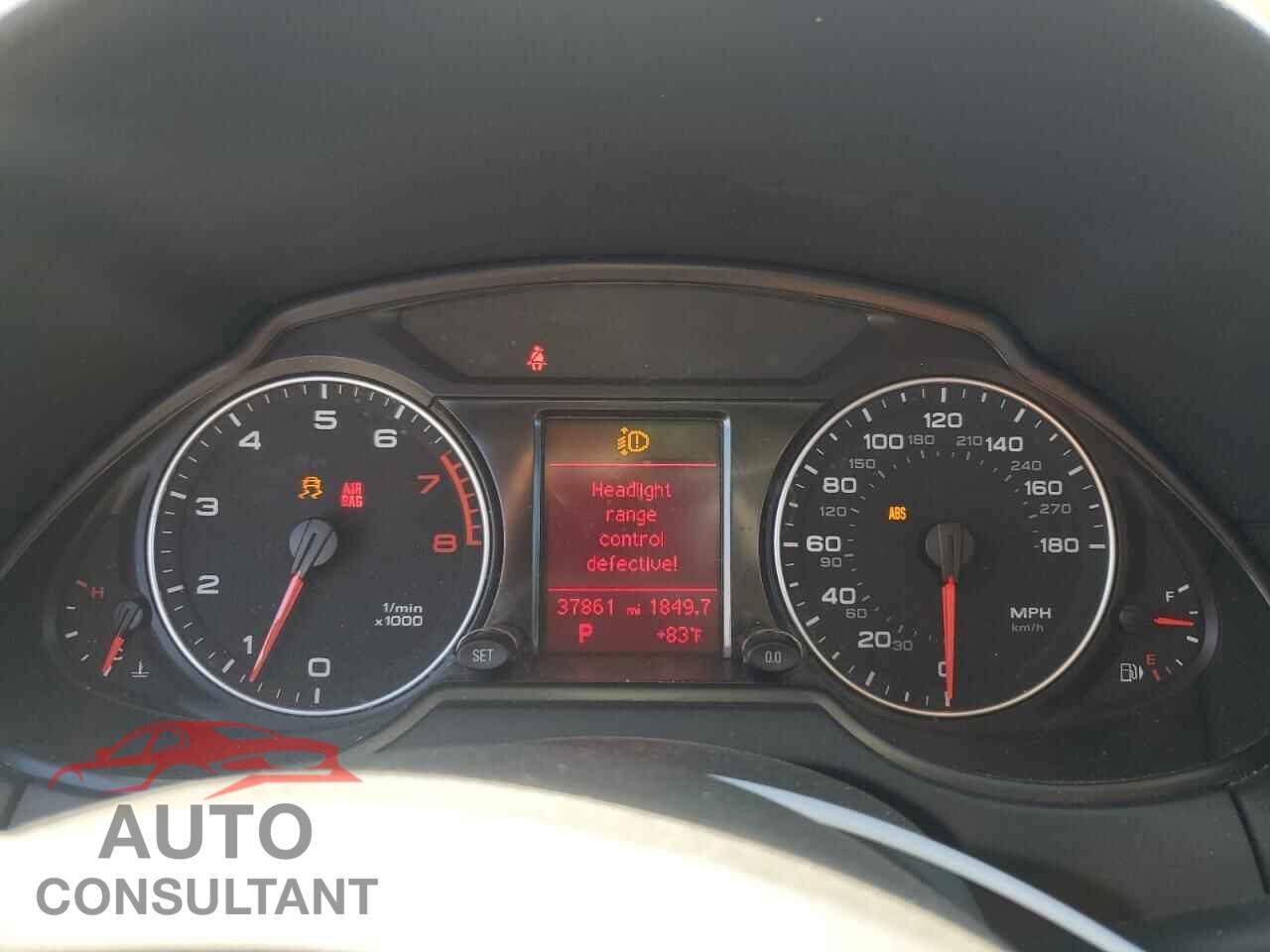 AUDI Q5 2011 - WA1DKAFP8BA009302