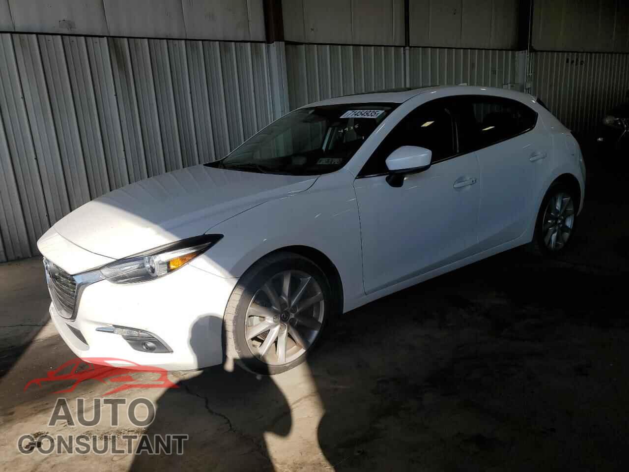 MAZDA 3 2017 - 3MZBN1M37HM134045