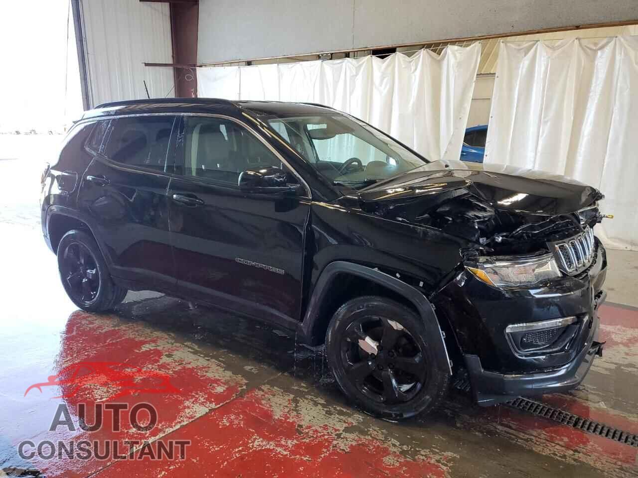 JEEP COMPASS 2018 - 3C4NJDBB7JT435157