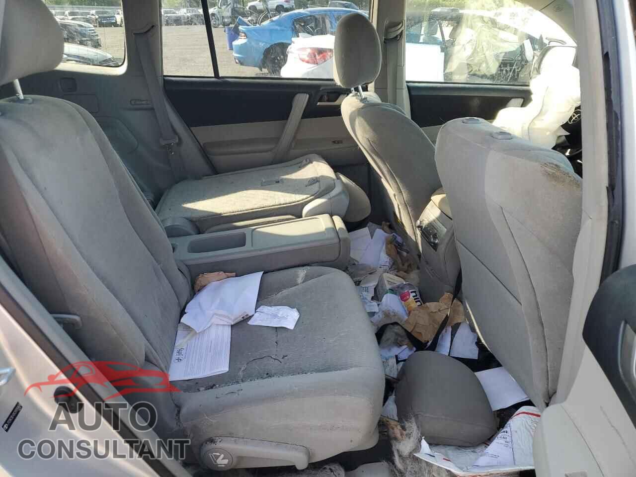 TOYOTA HIGHLANDER 2012 - JTEBC3EH2C2005804