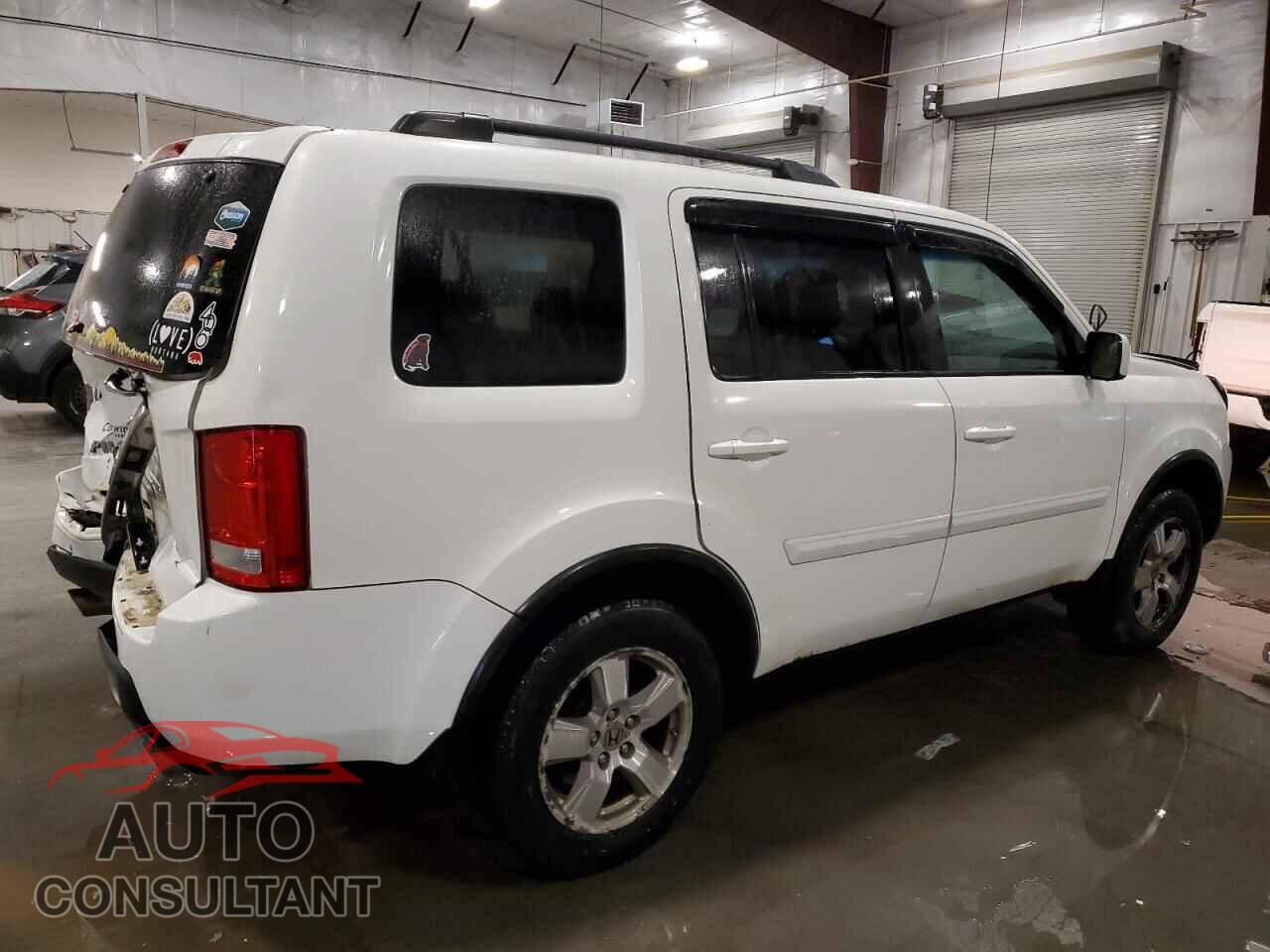 HONDA PILOT 2011 - 5FNYF4H52BB048631
