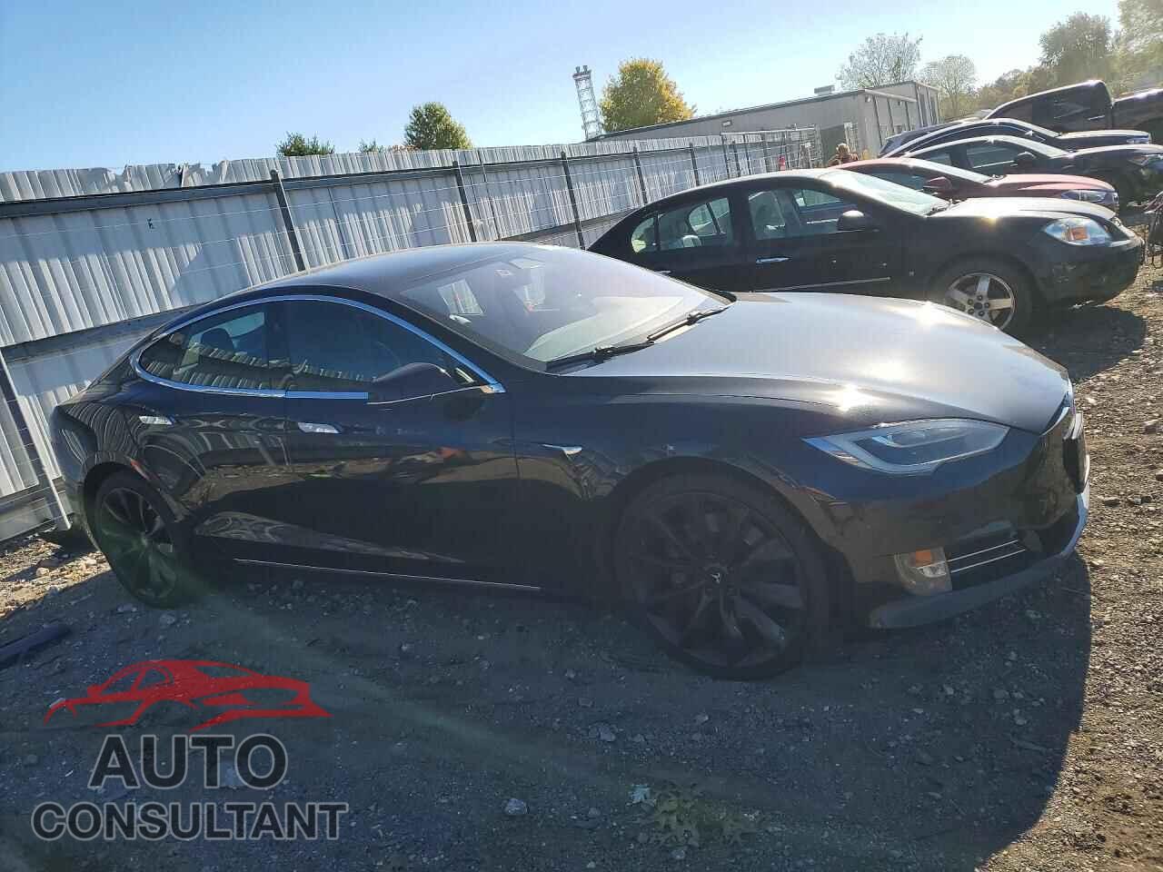 TESLA MODEL S 2017 - 5YJSA1E22HF187325