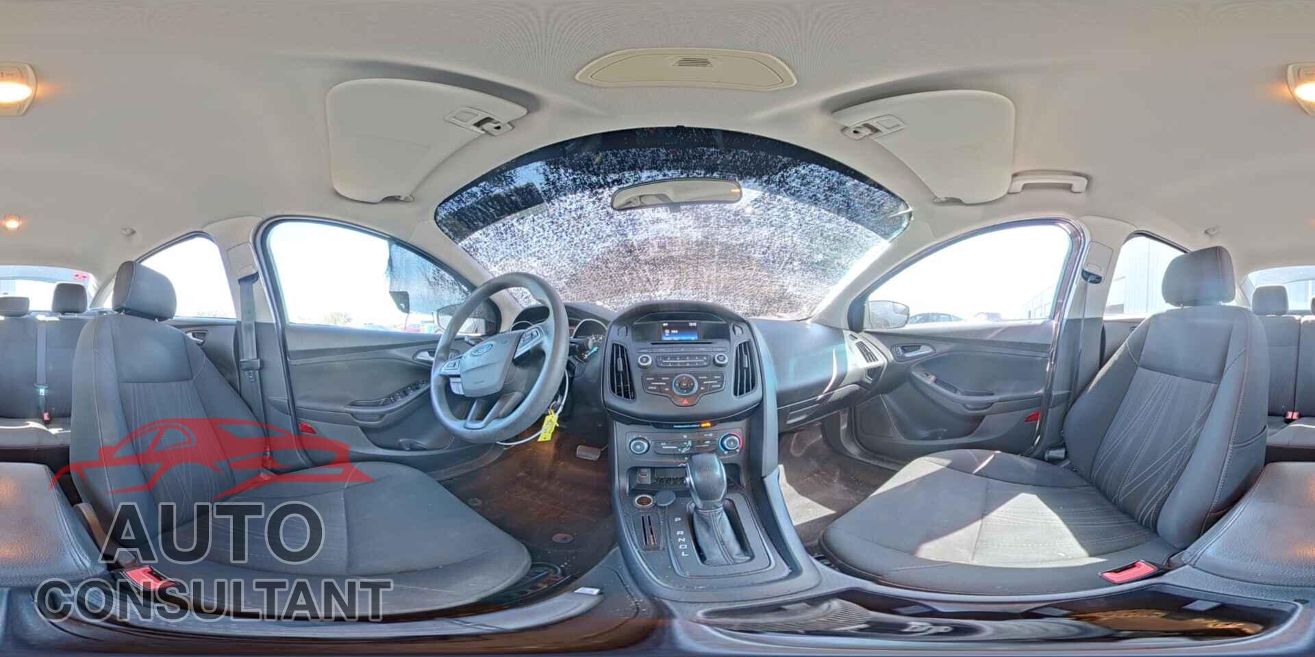 FORD FOCUS 2017 - 1FADP3F24HL252051