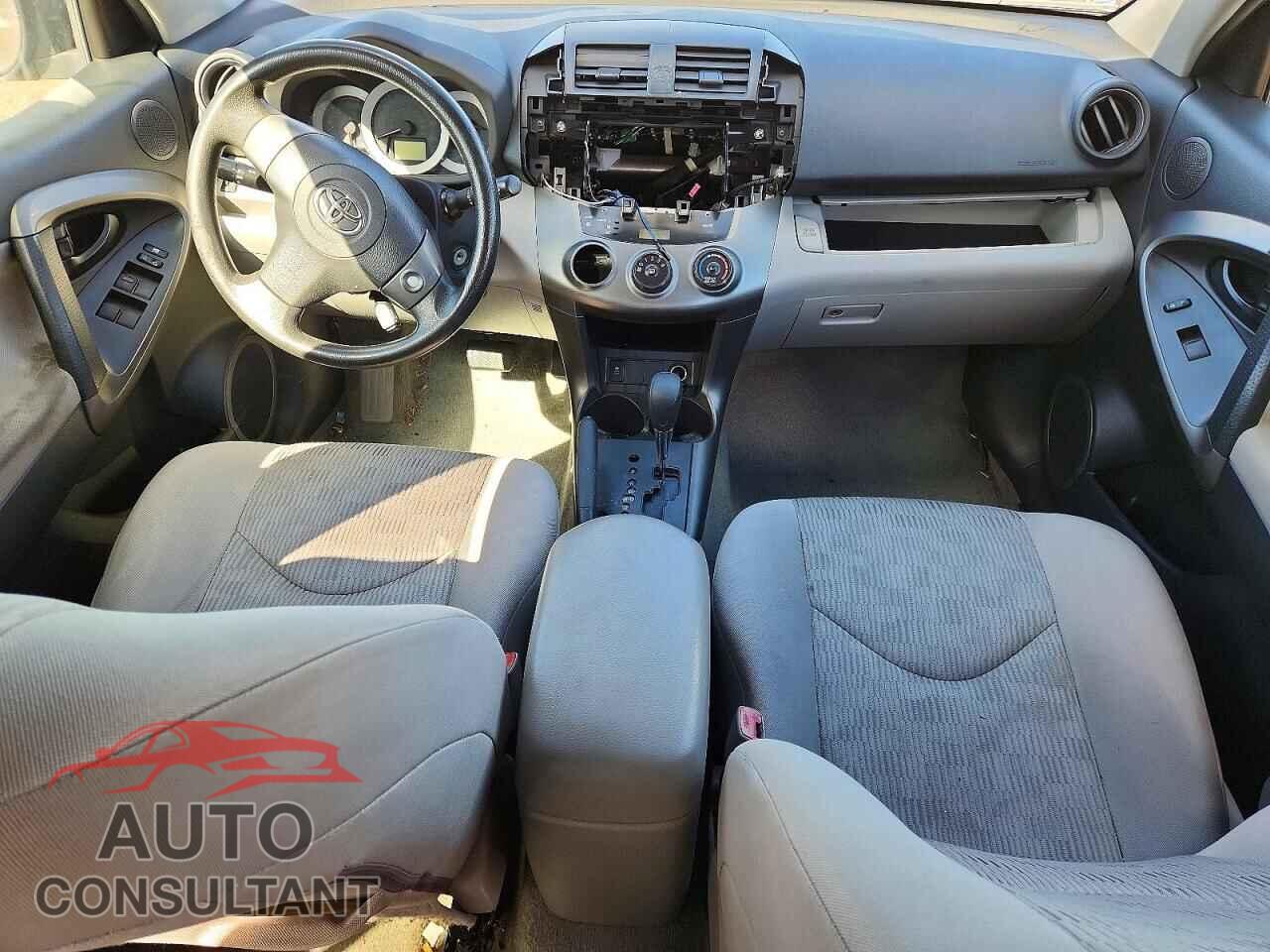 TOYOTA RAV4 2011 - 2T3ZF4DV7BW074873