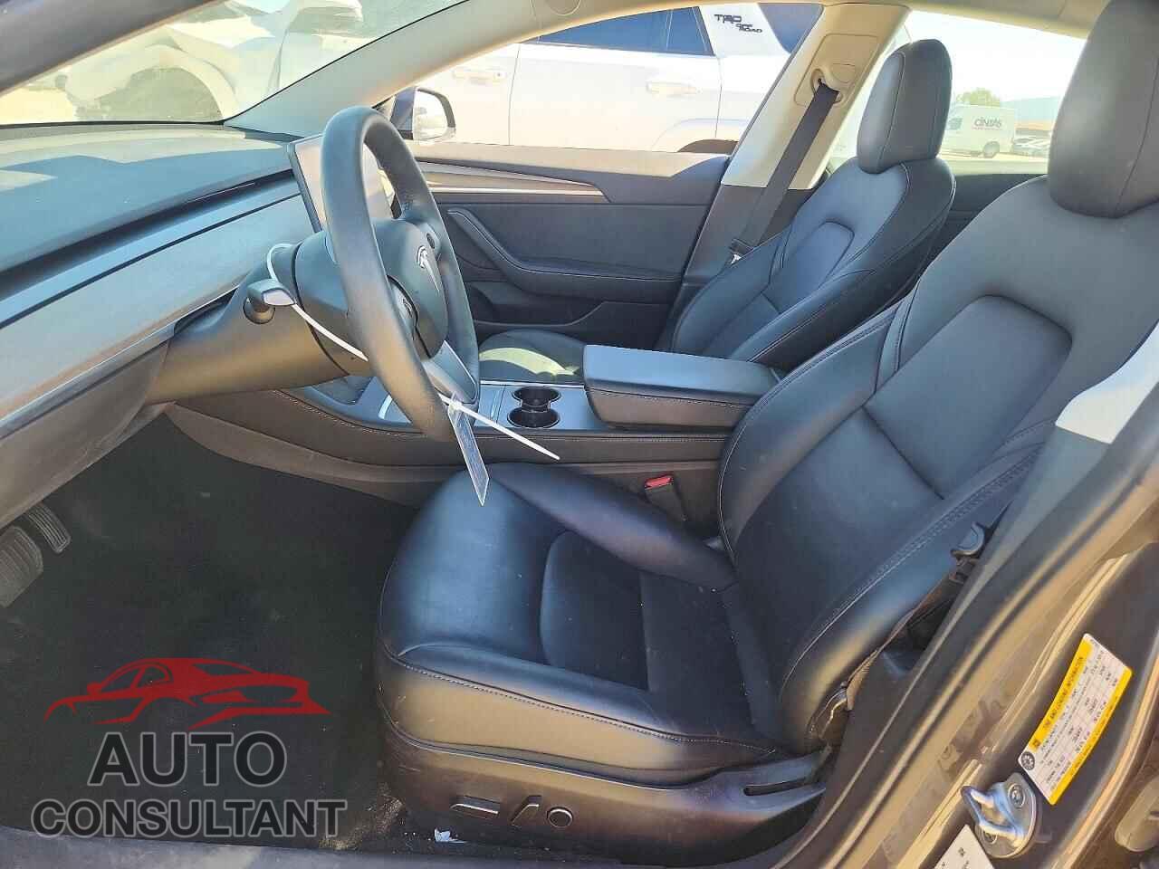 TESLA MODEL 3 2022 - 5YJ3E1EB5NF297953