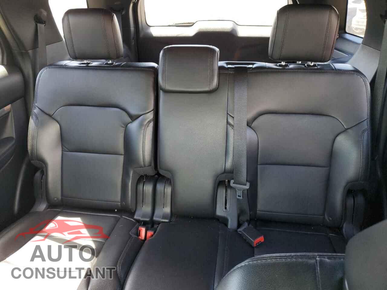 FORD EXPLORER 2018 - 1FM5K7D85JGB60131