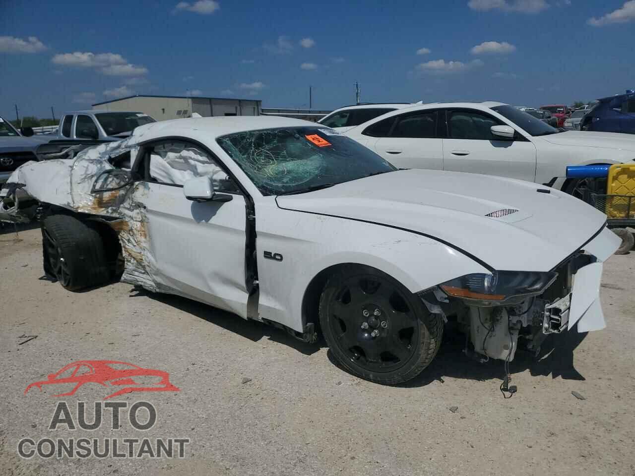 FORD MUSTANG 2020 - 1FA6P8CF6L5176052