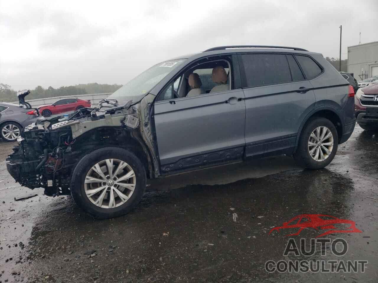 VOLKSWAGEN TIGUAN 2018 - 3VV0B7AX2JM017073