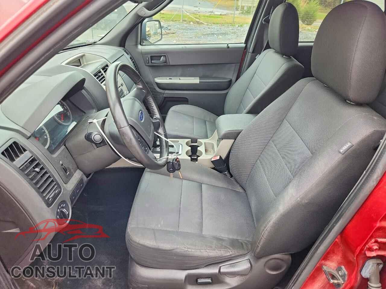 FORD ESCAPE 2011 - 1FMCU0D76BKB57964