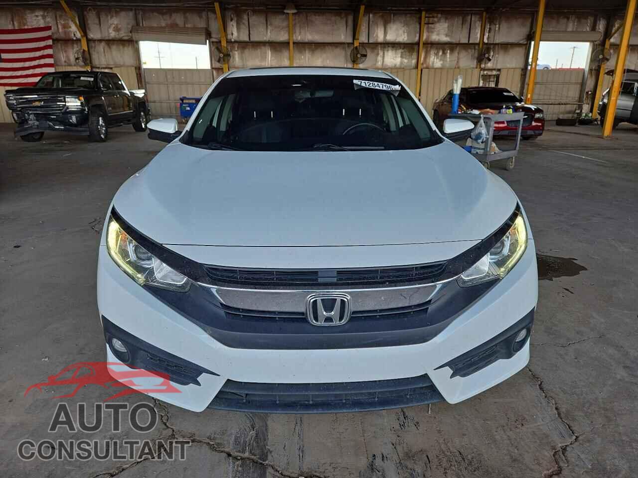 HONDA CIVIC 2018 - JHMFC1F75JX007772