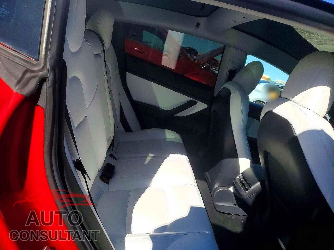 TESLA MODEL 3 2020 - 5YJ3E1EA3LF775162
