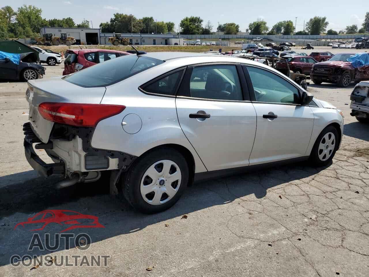 FORD FOCUS 2018 - 1FADP3E29JL293010
