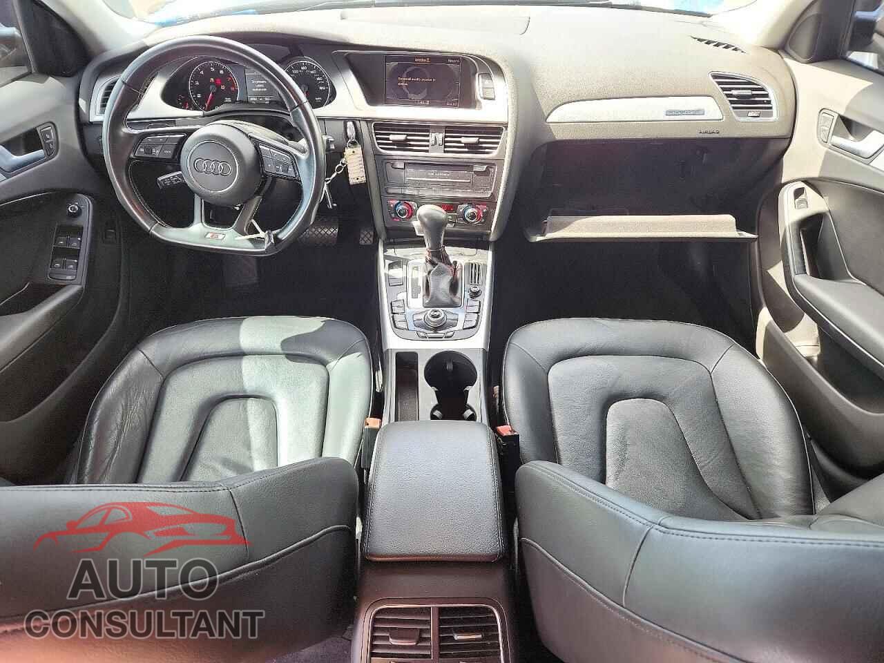 AUDI A4 2012 - WAUFFAFLXCN005940