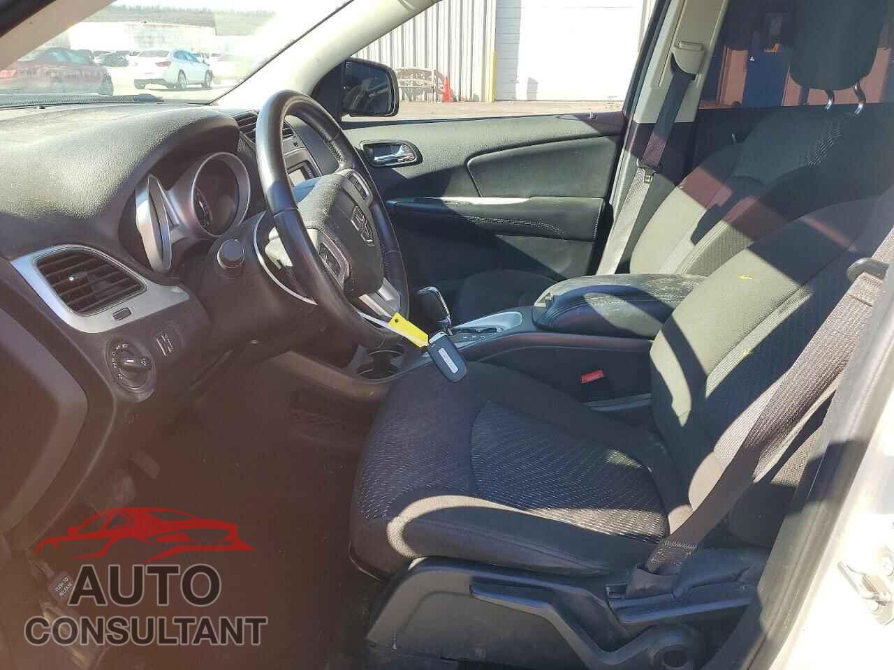 DODGE JOURNEY 2019 - 3C4PDCBB0KT758199
